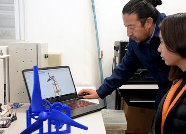 Académicos de la BUAP desarrollan torre eólica