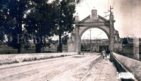 FOTOS Así era el puente de México en la antigüedad