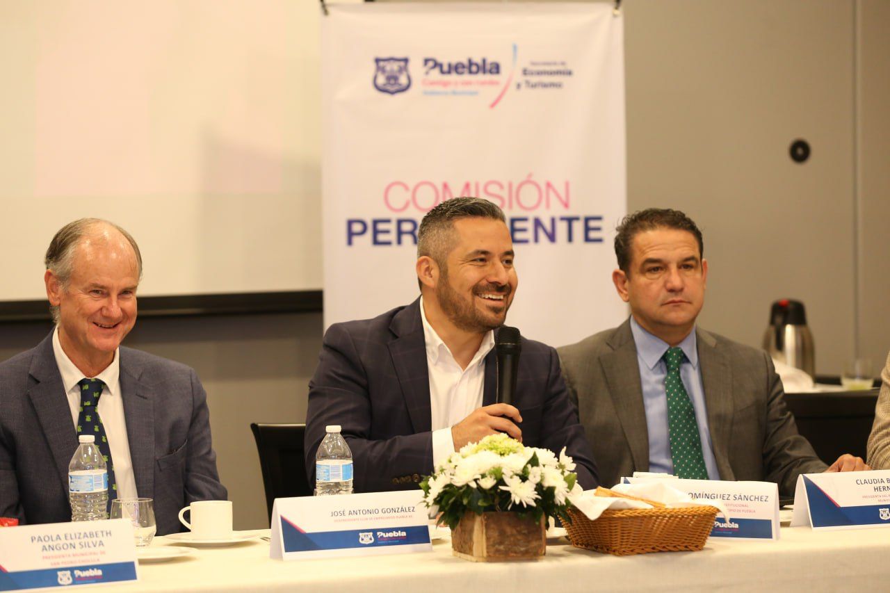Adán Domínguez encabeza la 16 Sesión de la Comisión Permanente