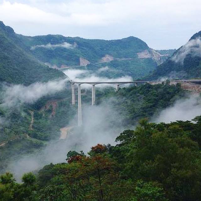 Este majestuoso puente se localiza en el Pueblo Mágico de Xicotepec / Foto: Foto de portada Página web @Ciudad FCC