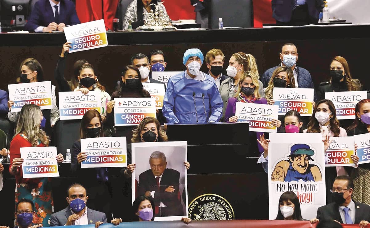 Morena aprueba recortes y rechaza reservas