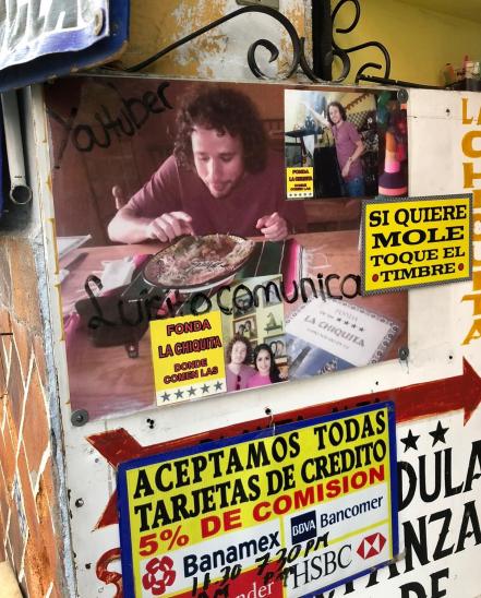 Fonda La Chiquita, el sitio que aprovecha la visita de Luisito Comunica para publicitarse
