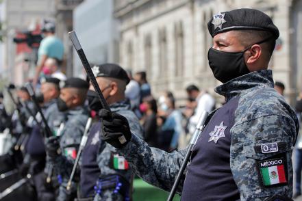 Los traidores y corruptos no caben en Puebla, dice Barbosa 