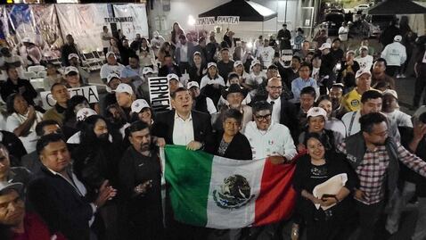 Armenta presenta nuevo esquema de “Mi Casa es Puebla” a migrantes de California