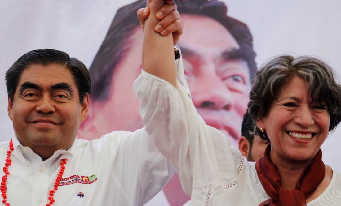 Miguel Barbosa y Delfina Gómez, Secretaria de Educación Federal | Foto: Agencia Es Imagen para El Universal Puebla