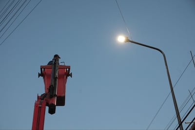 Entrega Pepe Chedraui modernización de luminarias en San Baltazar Campeche y La Libertad