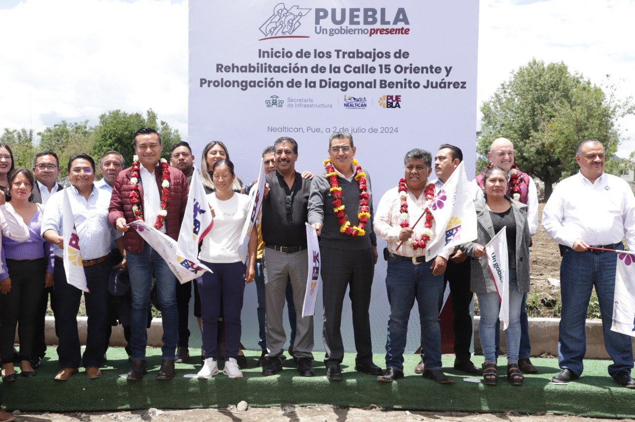 Sergio Salomón estuvo de gira en Nealtican | Foto: Gobierno de Puebla