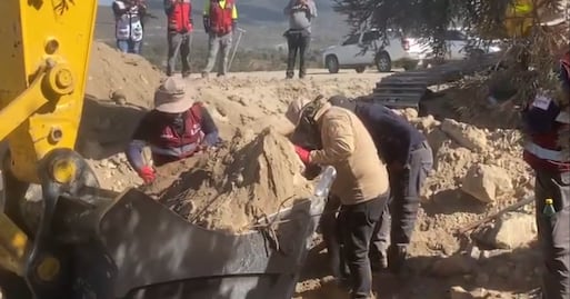 Colectivo Voz de los Desaparecidos descubre fosa clandestina en Palmar de Bravo