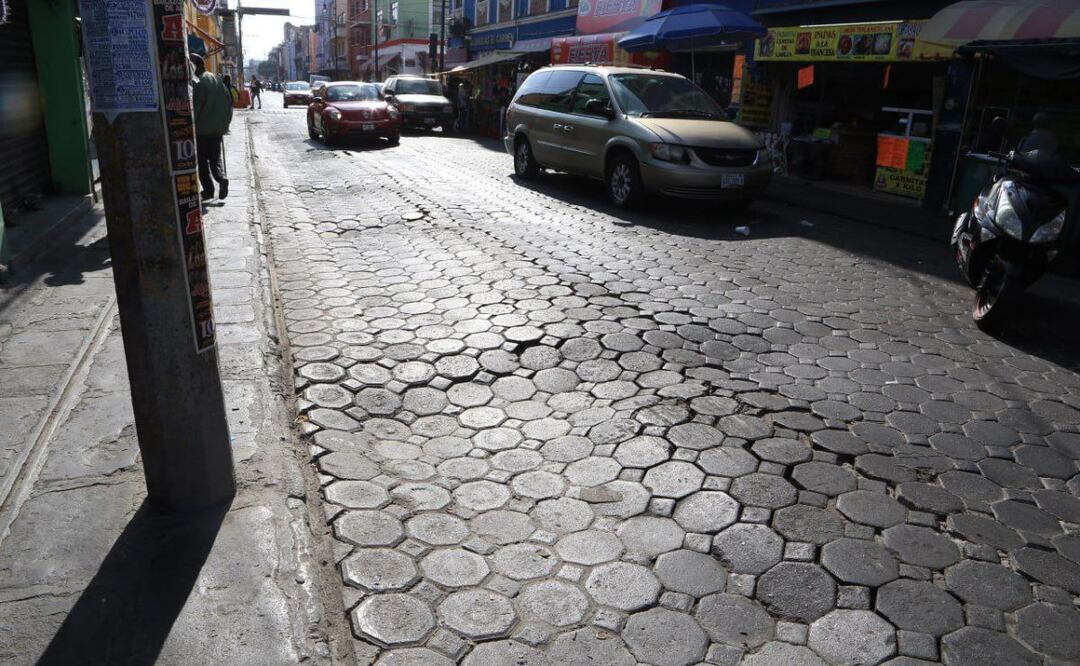 El Ayuntamiento de Puebla comenzó los trabajos de mejoramiento de la calle 18 Oriente-Poniente | Foto: Ayuntamiento de Puebla