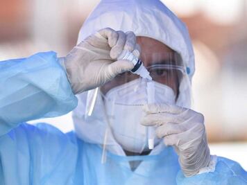 Pese a contagios no habrá decretos y se mantienen clases en Puebla