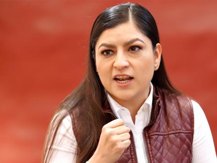 Hacia la reelección, Claudia Rivera tiende la mano a Barbosa y Biestro
