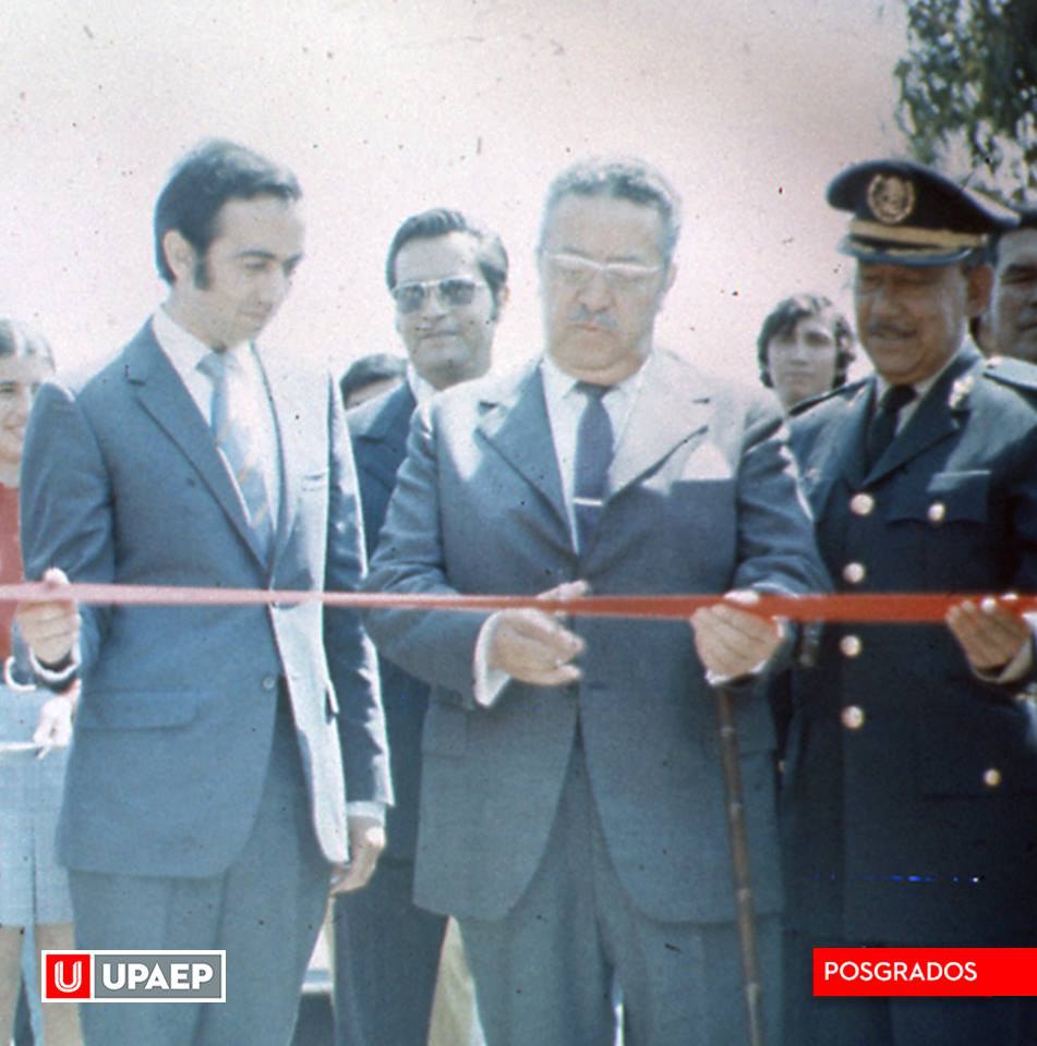 ¿Es cierto que las primeras clases de la UPAEP fueron en gallineros?