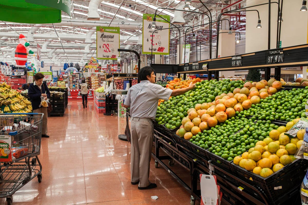 A nivel nacional, el precio promedio de los 24 productos de la Canasta Básica fue de 811 pesos. 

Foto: Producción El Universal Puebla