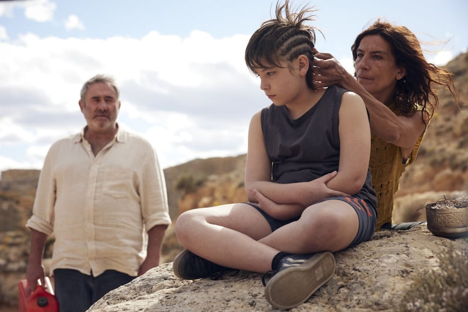 "Sirat" es un filme que obliga a la audiencia a ir más allá de las estructuras convencionales para encontrarle "sentido", lo cual hace de la película una experiencia única | Foto: Movistar+