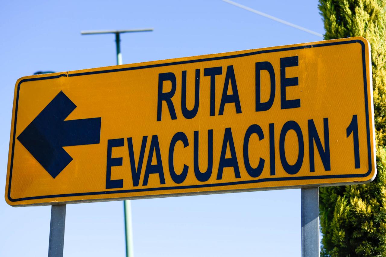 Supervisan rutas de evacuación por actividad del volcán Popocatépetl