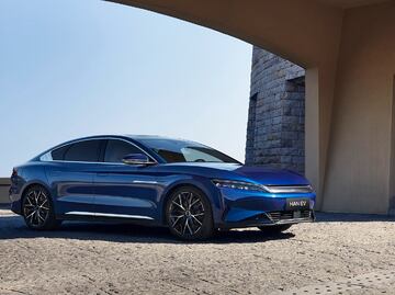 Fabricante chino entra a la competencia de los autos eléctricos en Europa