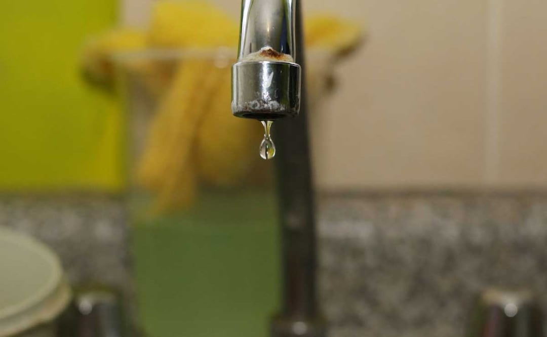 Ciudadanos apoyados por Morena quieren consulta ciudadana para retirar concesión a Agua de Puebla | Foto: Agencia Es Imagen para El Universal Puebla