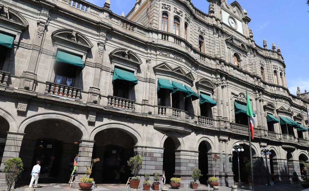 Sólo el municipio de Puebla informó sobre los contratos celebrados en el primer trimestre del 2023 | foto: Agencia Es Imagen para El Universal Puebla