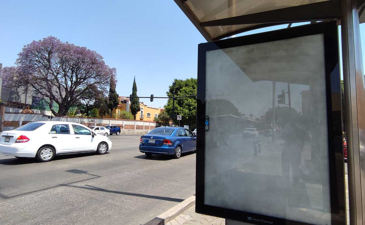 Alistan nueva licitación para publicidad en paraderos de Puebla