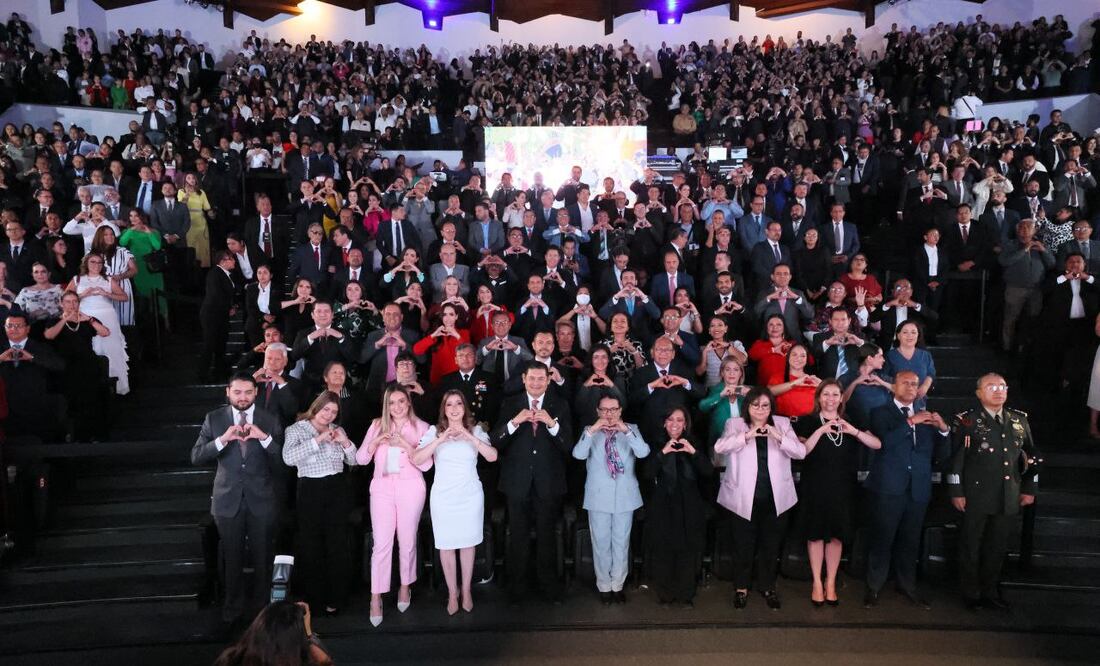 Alejandro Armenta presentó su informe de los 100 días | Foto: Gobierno de Puebla
