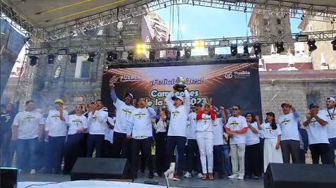 Con desfile y entrega de la Cédula Real celebran su triunfo Los Pericos Puebla