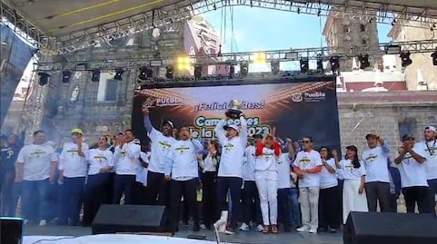 Con desfile y entrega de la Cédula Real celebran su triunfo Los Pericos Puebla