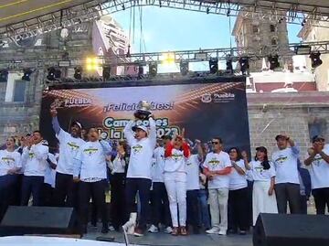 Con desfile y entrega de la Cédula Real celebran su triunfo Los Pericos Puebla