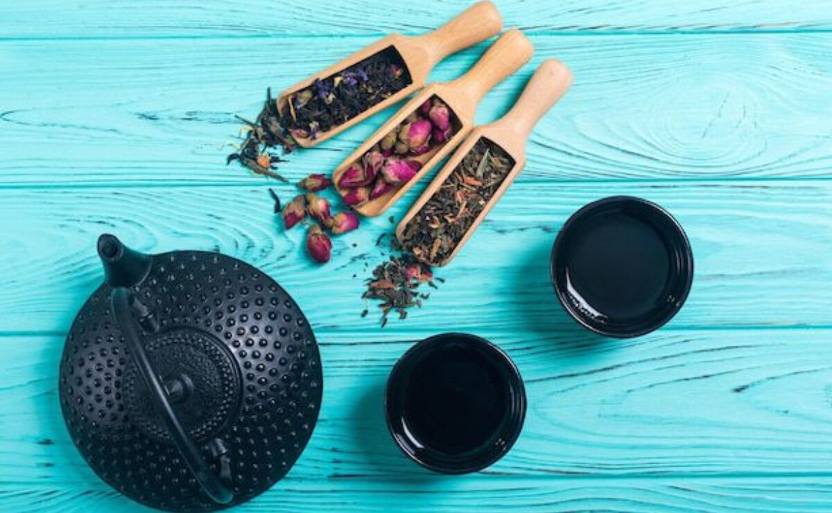 Descubre los tés Japoneses para rejuvenecer y vitalizar tu vida. Fuente: Freepik.