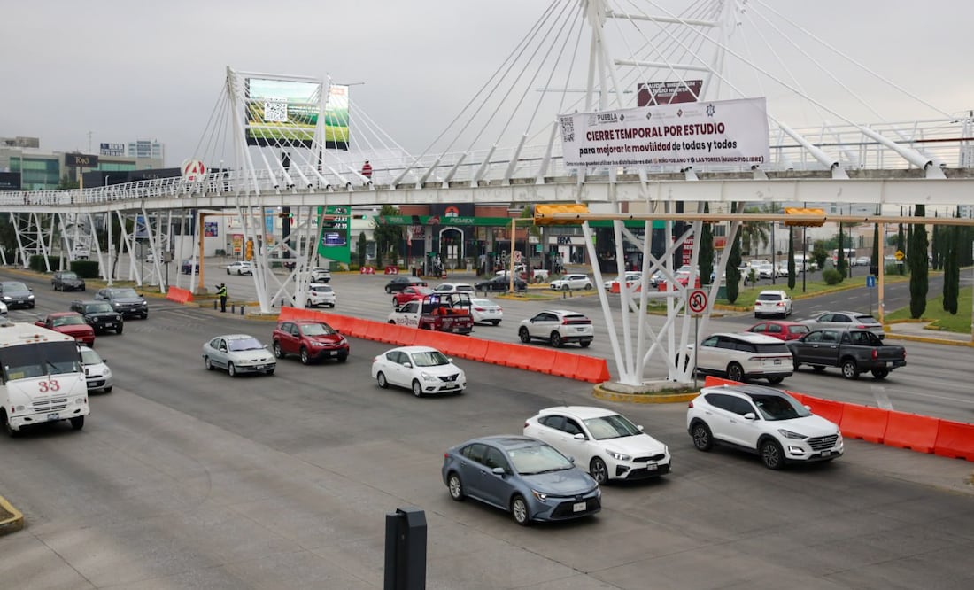 La Vía Atlixcáyotl se constituye como el principal acceso a la ciudad de Puebla | Foto: Agencia Es Imagen para El Universal Puebla