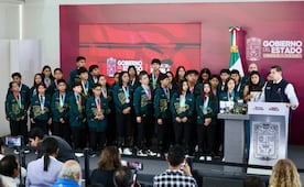 Gobierno Estatal premia esfuerzo de atletas poblanos en Olimpiada CONADE 2026