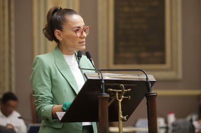 Aborto seguro en casos de violencia exigen a la Secretaría de Salud en el Congreso de Puebla