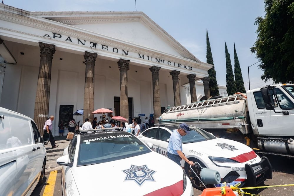 Policías vigilarán los panteones en Puebla | Foto: EsImagen