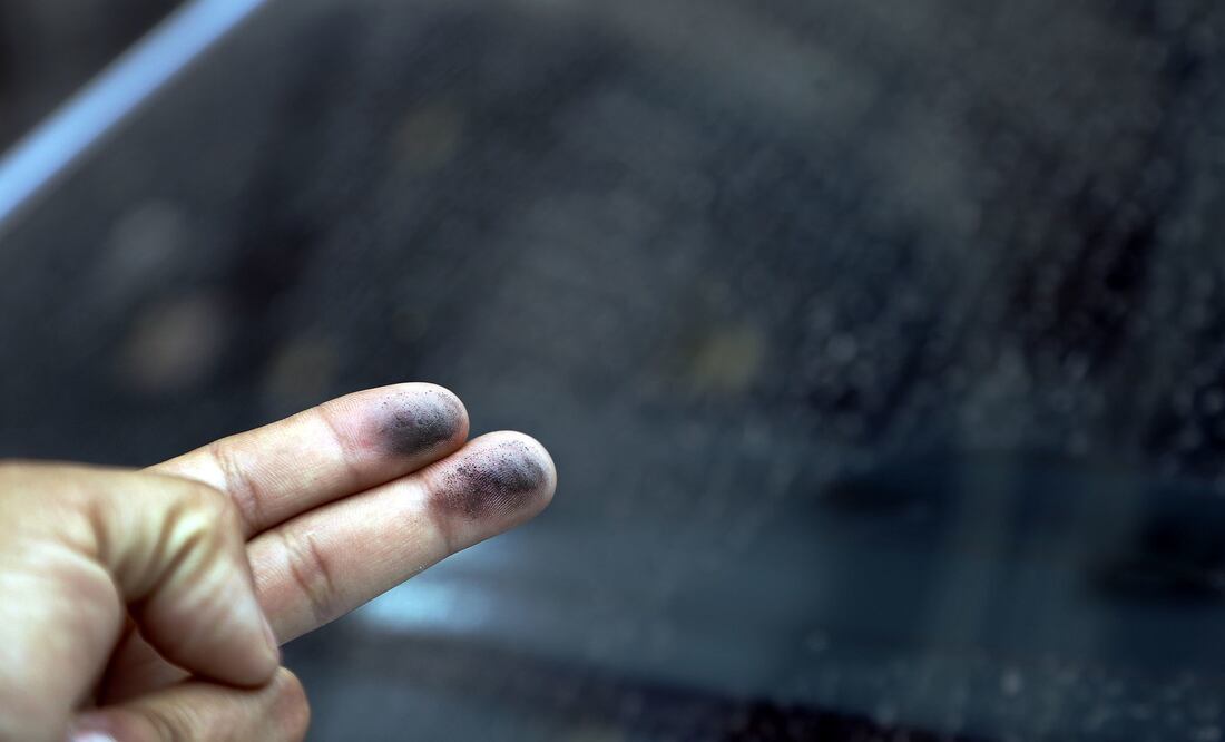 Autoridades de Protección Civil reportaron la caída de ceniza en municipios cercanos al Popocatépetl. Foto: Cuartoscuro