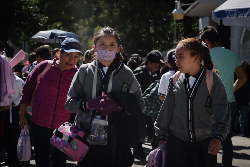 Toma tus precauciones, mañana regresan a clases en horario normal | Foto: EsImagen