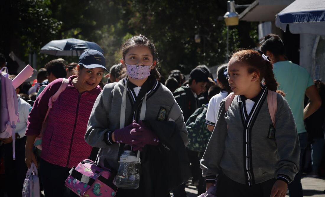 Toma tus precauciones, mañana regresan a clases en horario normal | Foto: EsImagen