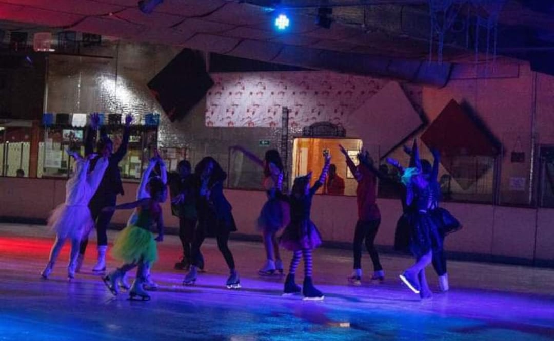 La pista de hielo de La Noria se conserva desde la época de los noventa | Foto: Facebook Pista de Hielo La Noria