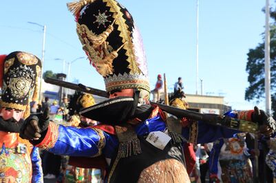 ¿Cuánto cuesta el traje de huehue del Carnaval de Huejotzingo?