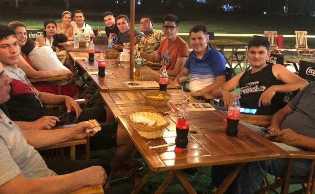 ¡Jefe del año! Ahorra por 12 meses para llevar de vacaciones a todos sus empleados