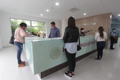 Qué precio tiene el pasaporte mexicano 2025 y cuáles son los requisitos