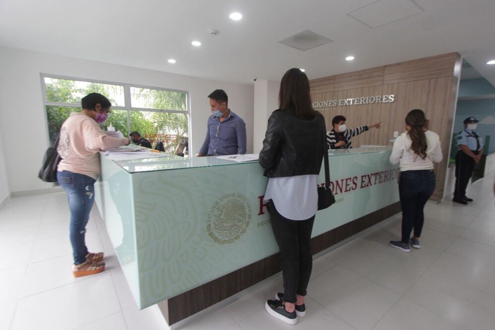 Te decimos paso a paso cómo tramitar tu pasaporte | Foto: EsImagen