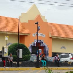 Plaza Crystal es uno de los centros comerciales más visitados en la ciudad de Puebla | Google Maps