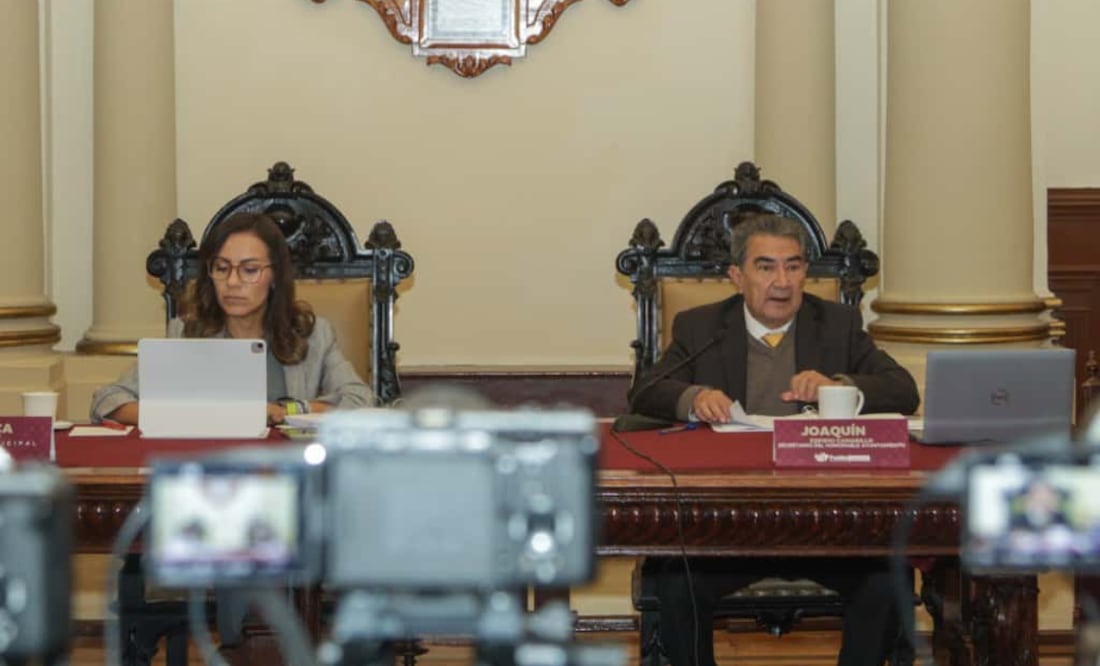 Se presentó el informe previo del viaje internacional del presidente municipal Pepe Chedraui Budib, quien asistirá a Smart City en Barcelona, España | Foto: Ayuntamiento de Puebla