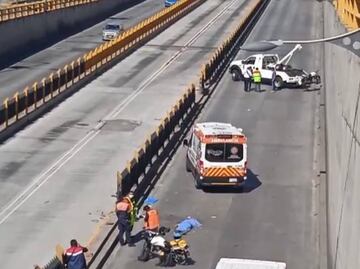 Muere motociclista tras chocar contra valla metálica de Ruta en La Paz