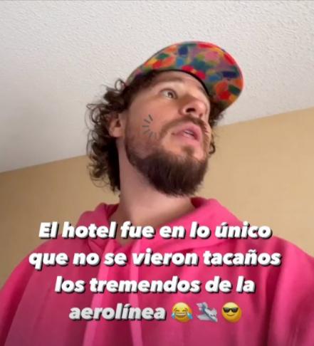 Vaya situación... A Luisito Comunica y su novia los bajaron del avión