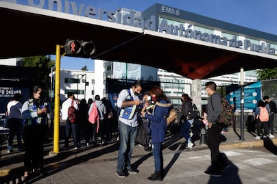 BUAP abre sus puertas para aspirantes y padres de familia