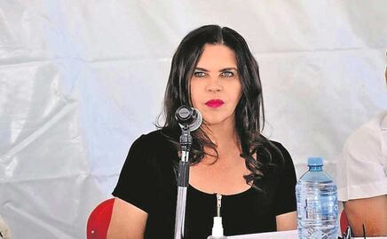 Norma Layón reserva contrato del tanque de agua que colapsó en Temaxcalac