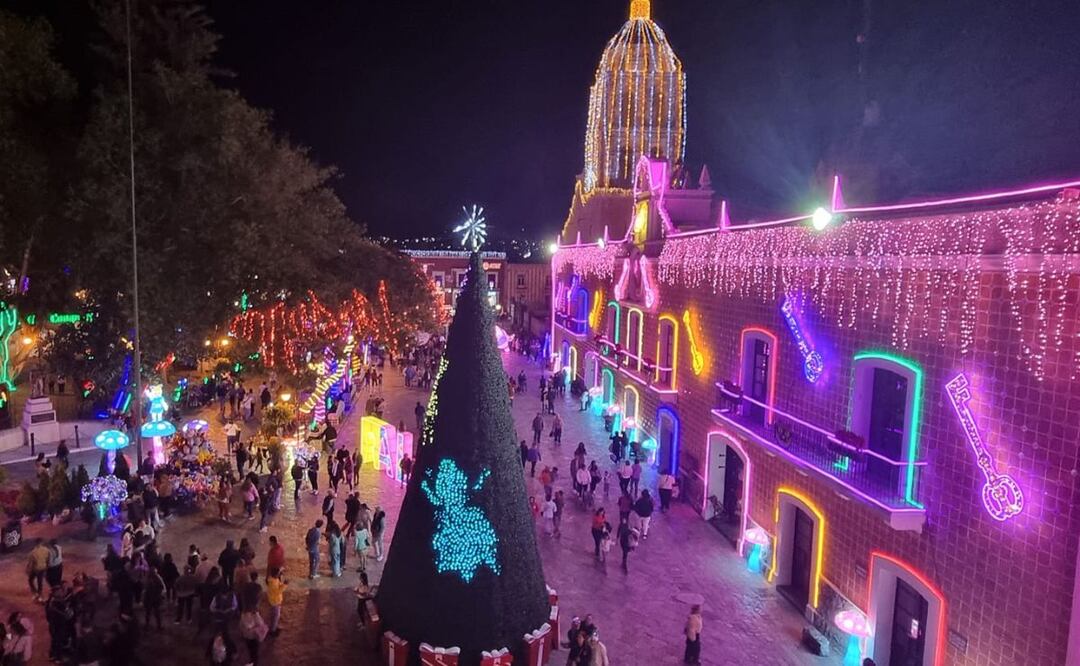 En Puebla hay varios árboles de Navidad que destacan por su majestuosidad | Foto: Facebook Atlixco Pueblo Mágico