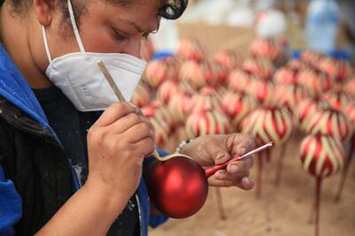 Ya hay venta de esferas navideñas en Chignahuapan