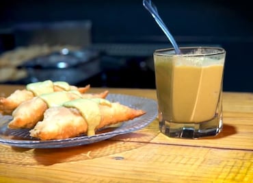 Paco el de las empanadas estrena nuevo emprendimiento en Puebla