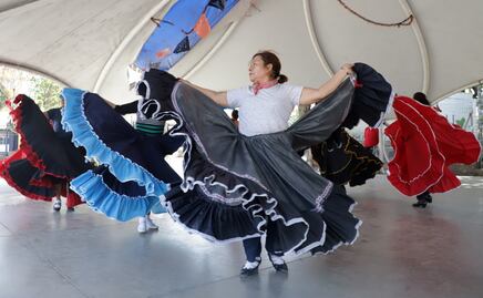 BALLET FOLKLÓRICO DE JUBILADAS BUAP
